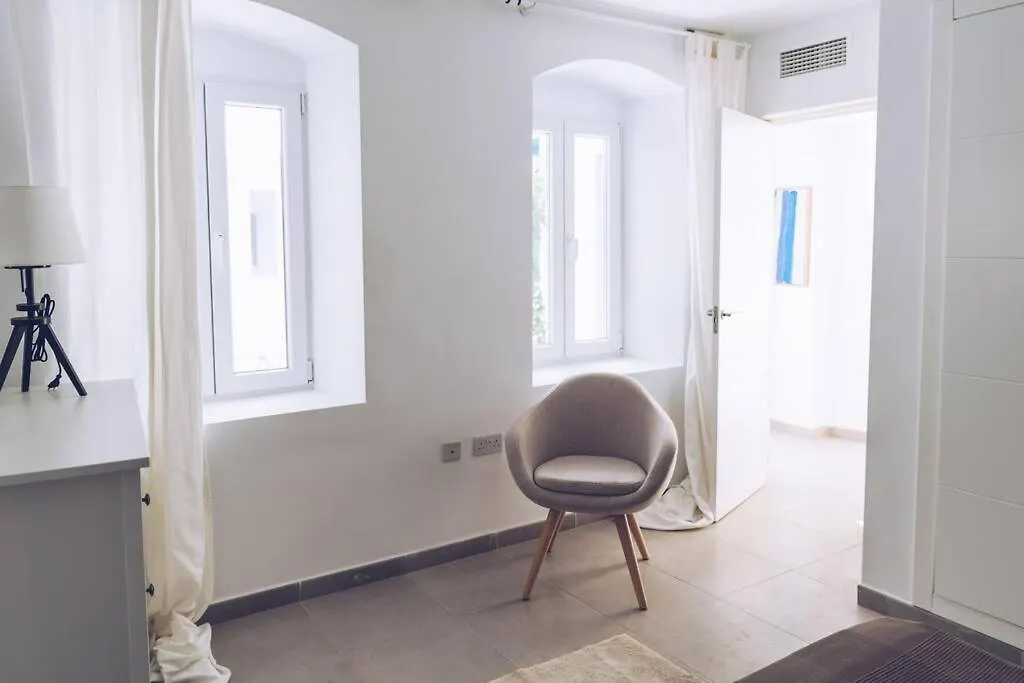 1Br W Private Patio In The Nook Your Secluded Oasis Gibraltar 0*,
